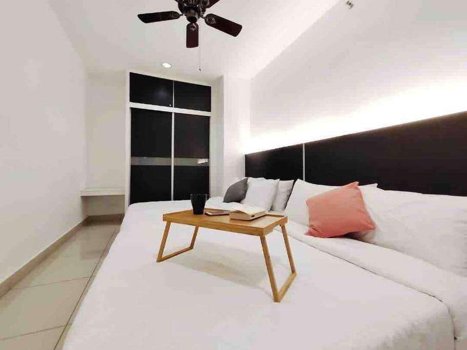 Luxury Seaview Penang Homestay @ Mansion One Gurney Pulau Pinang George Town Esterno foto